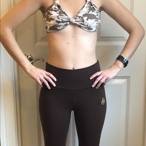 SHAKTI Activewear Capri & Romantic Vest Top 😍🌸